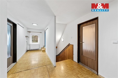 Prodej rodinného domu, 202 m² - 16