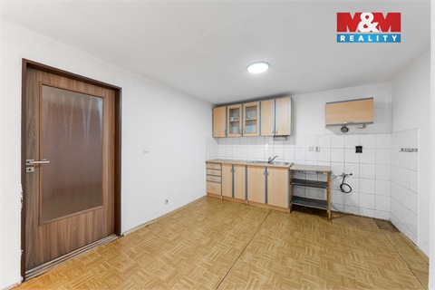 Prodej rodinného domu, 202 m² 16