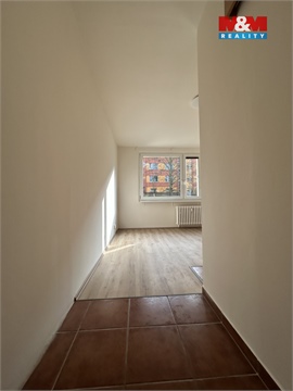 Pronájem bytu 1+1, 37 m² - 20