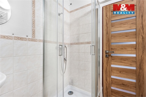 Prodej rodinného domu, 84 m² - 8