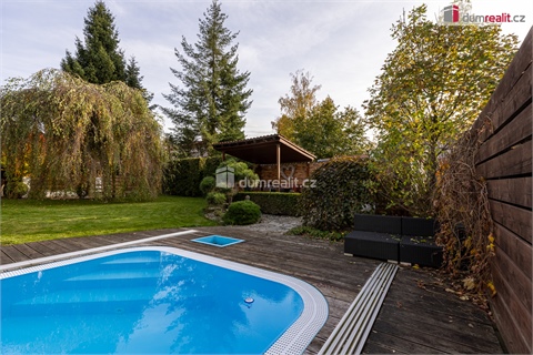 Prodej rodinného domu, 300 m² - 10