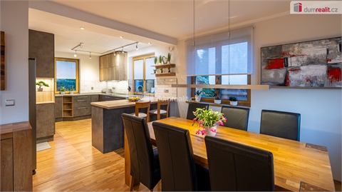 Prodej rodinného domu, 300 m² - 4