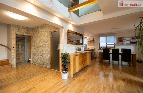 Prodej rodinného domu, 300 m² 6