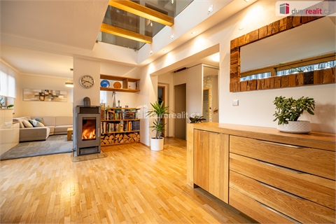 Prodej rodinného domu, 300 m² - 6