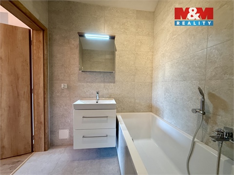 Pronájem bytu 1kk, 37 m² - 4