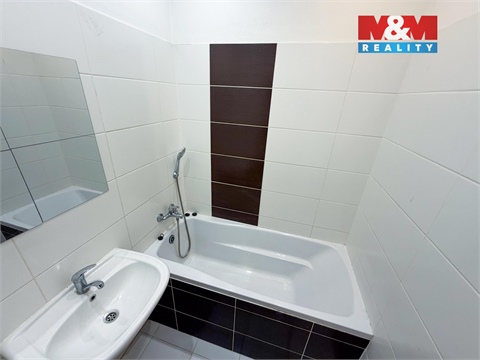 Pronájem bytu 1+1, 45 m² - 0