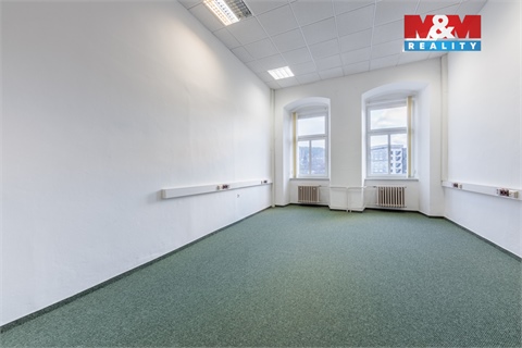 Prodej obchodních prostor, 5 519 m² 24