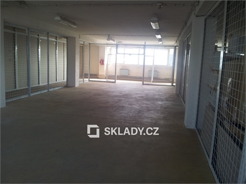 Pronájem skladu / haly, 404 m² 2