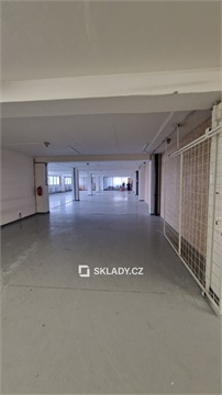 Pronájem skladu / haly, 404 m² - 2
