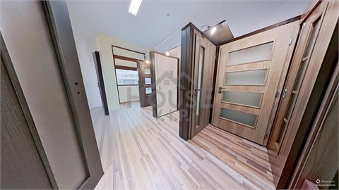 Prodej obchodních prostor, 79 m² - 2