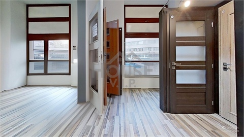 Prodej obchodních prostor, 79 m² 2