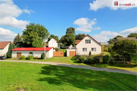 Prodej rodinného domu, 486 m² 0