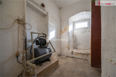 Prodej rodinného domu, 486 m² - 24