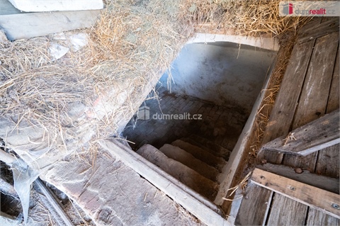 Prodej rodinného domu, 486 m² 28