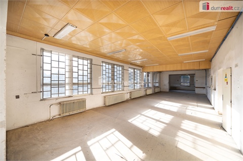 Pronájem výrobního objektu, 1 895 m² 10