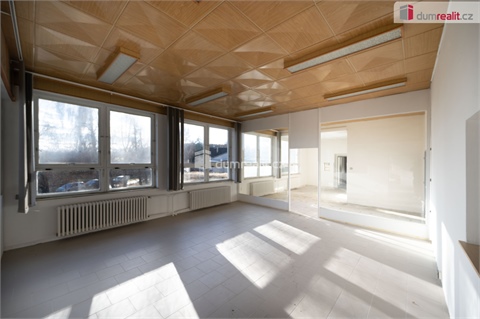 Pronájem výrobního objektu, 1 895 m² 4