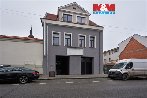 Pronájem obchodních prostor, 205 m² 0