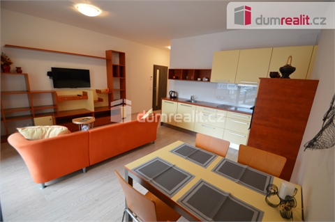 Pronájem bytu 3kk, 70 m² 4