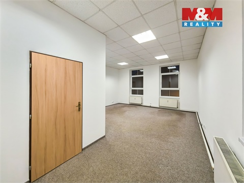 Pronájem kanceláře, 36 m² 2