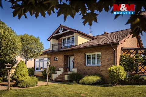 Prodej rodinného domu, 300 m² - 0