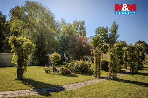 Prodej rodinného domu, 300 m² 24