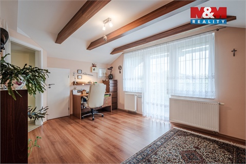 Prodej rodinného domu, 300 m² 12