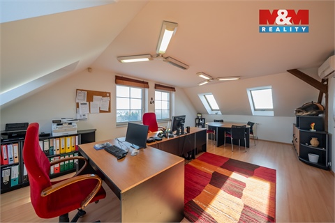 Prodej výrobního objektu, 1 089 m² 6