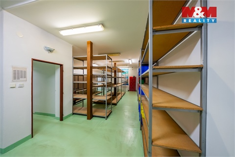 Prodej výrobního objektu, 1 089 m² 18