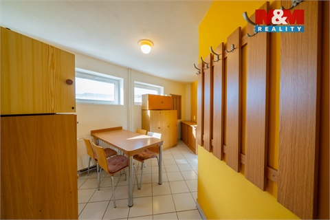 Prodej výrobního objektu, 1 089 m² 8