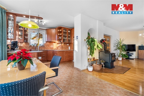 Prodej rodinného domu, 248 m² 4