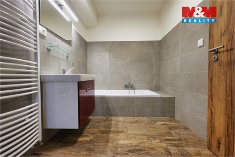 Prodej rodinného domu, 110 m² - 10