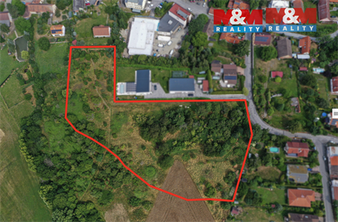 Prodej stavebního pozemku, 12 370 m² 0