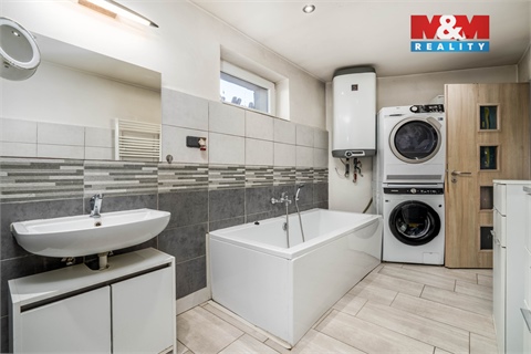 Prodej rodinného domu, 120 m² 8