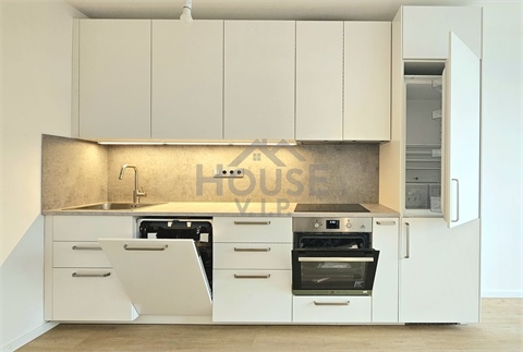 Prodej bytu 4kk, 72 m² 0