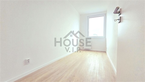 Prodej bytu 4kk, 72 m² 12