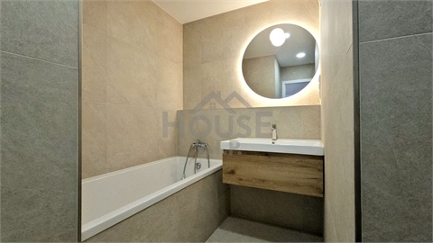 Prodej bytu 4kk, 72 m² 4