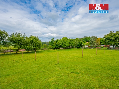 Prodej stavebního pozemku, 1 373 m² 2