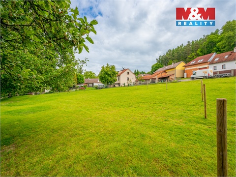 Prodej stavebního pozemku, 1 373 m² 10