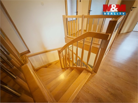 Prodej rodinného domu, 224 m² - 14