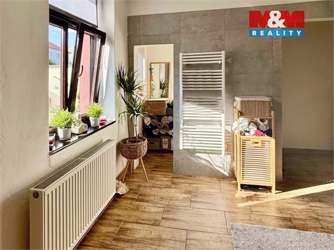 Prodej rodinného domu, 210 m² 6