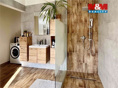 Prodej rodinného domu, 210 m² - 4