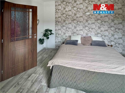 Prodej rodinného domu, 210 m² 18