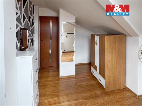 Prodej rodinného domu, 210 m² 22