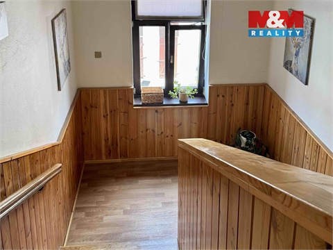 Prodej rodinného domu, 210 m² 10