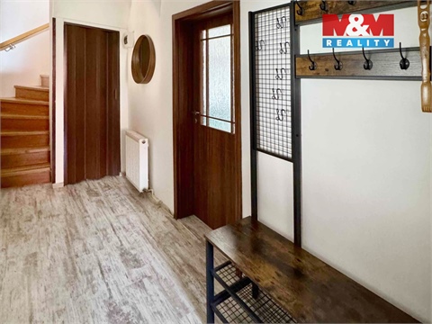 Prodej rodinného domu, 210 m² - 8