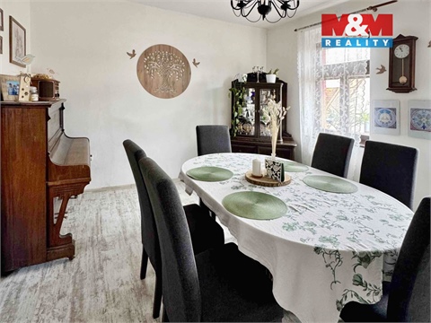 Prodej rodinného domu, 210 m² 14