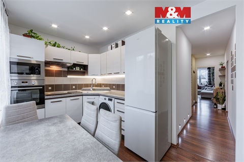 Prodej bytu 2+1, 60 m² 0