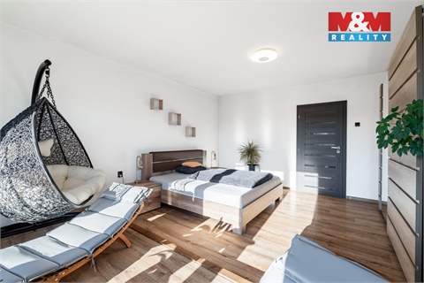 Prodej rodinného domu, 224 m² - 14