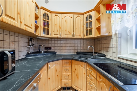 Prodej rodinného domu, 224 m² 12