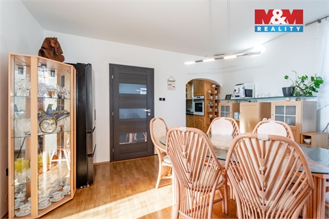 Prodej rodinného domu, 224 m² - 10